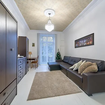 Апартаменти Apartment In Minsk *